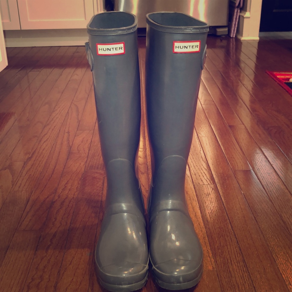 Matte Gray Hunter Boots